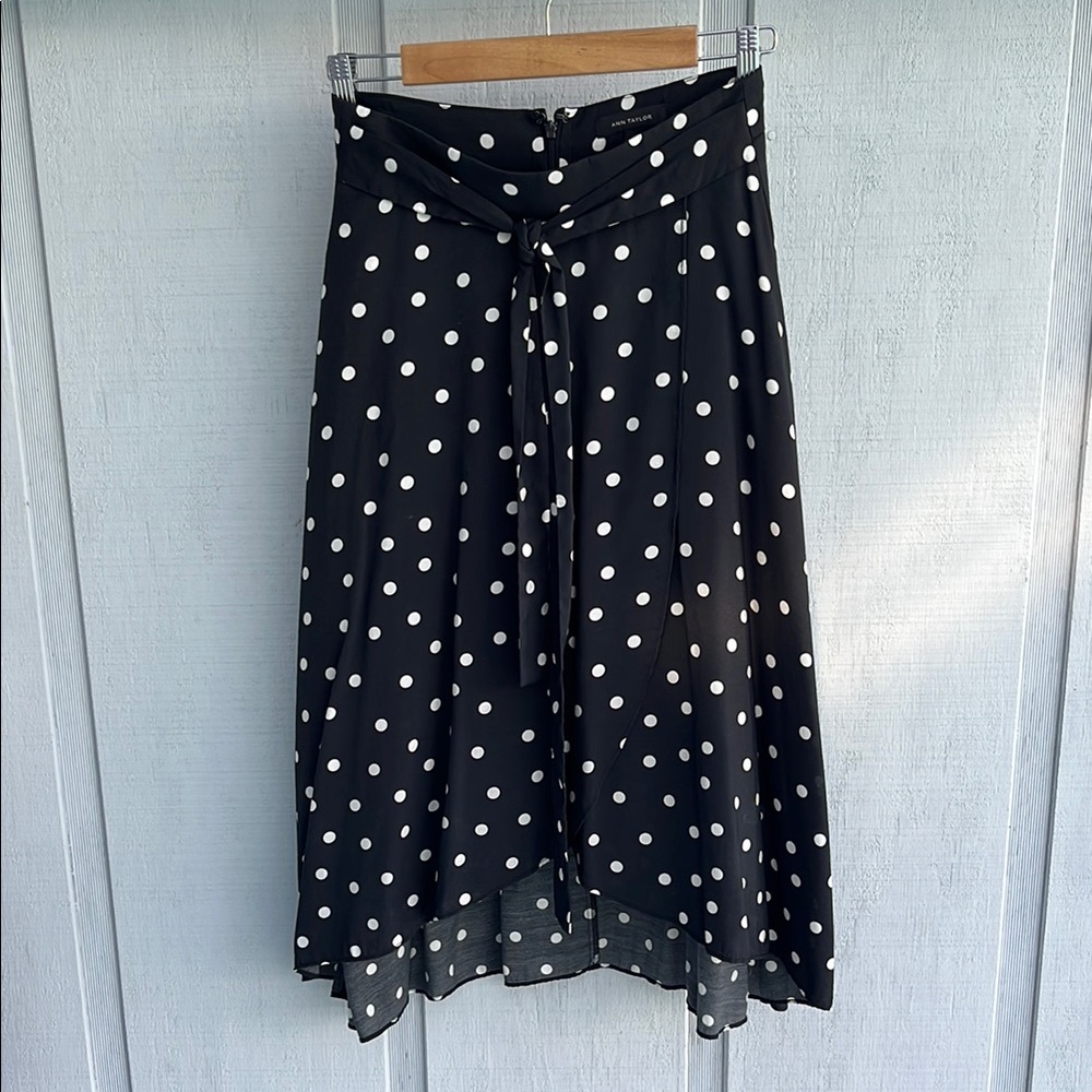 Ann Taylor Black and White Tie Front Midi Skirt